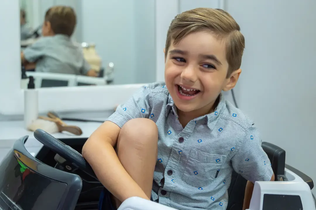 Servicio de peluquería para niños en Cartagena - Mónica Cruz Kids