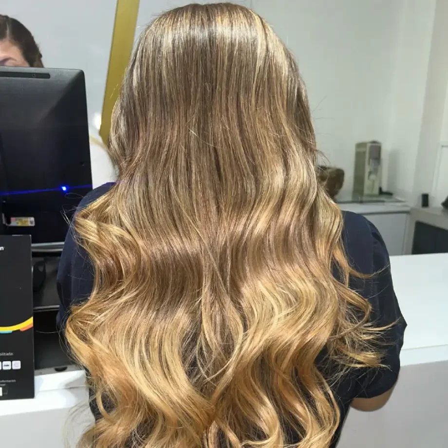 Peinado con Ondas - Mónica Cruz