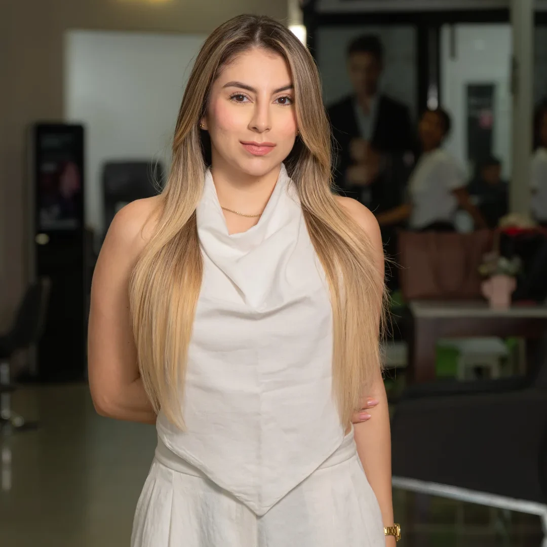 Blower de Lujo - Mónica Cruz